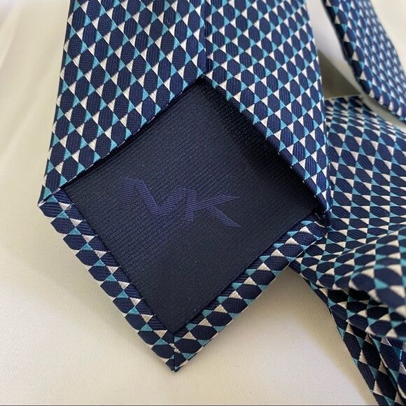 Michael Kors Blue Gray Tail Star Detail Silk Tie - Picture 4 of 4